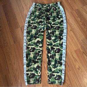 BAPE Bathing Ape World‎ Gone Mad Green Camouflage Track Pants Size XL Streetwear
